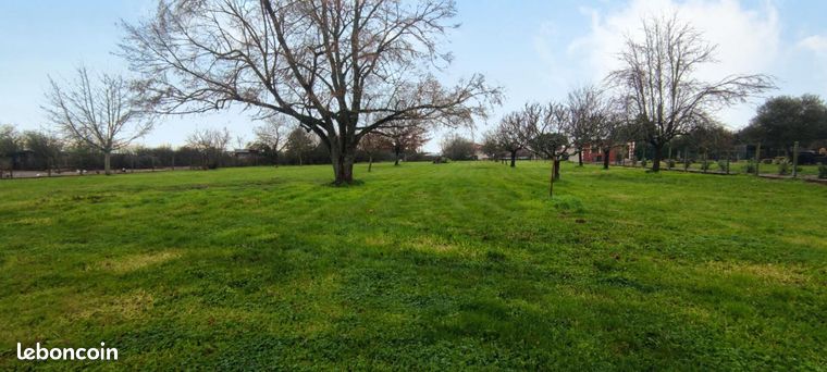 Terrain 3 846 m² Porcheres