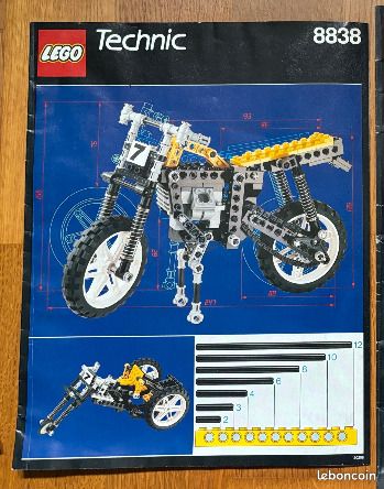 LEGO Technique 8838 Moto (image 3)