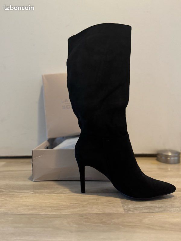 Bottes Daim Noir talons 👠 8cm Neuves Chaussures