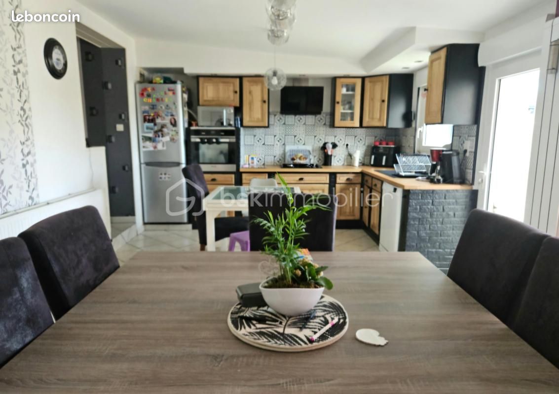 Maison 6 pièces 102 m² · à Courchelettes · 102 m² · 159 000 €
