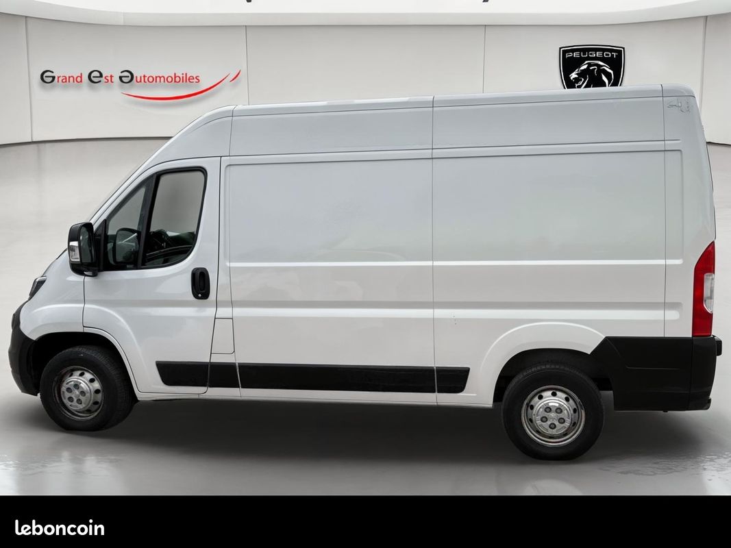 Peugeot Boxer Fg 330 L2H2 2.2 BlueHDi S&S 120ch (image 2)