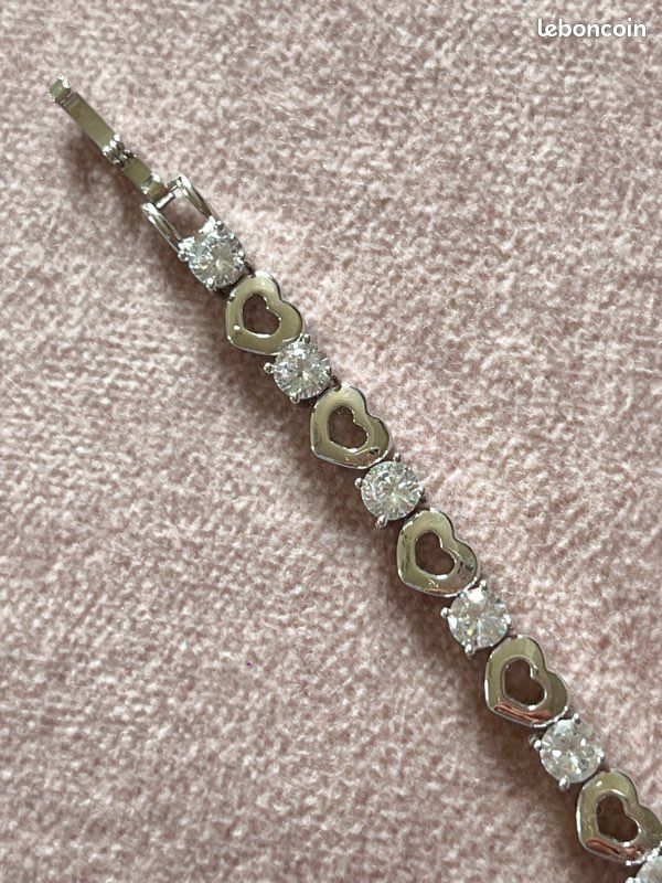Bracelet strass et cœurs neuf (image 1)