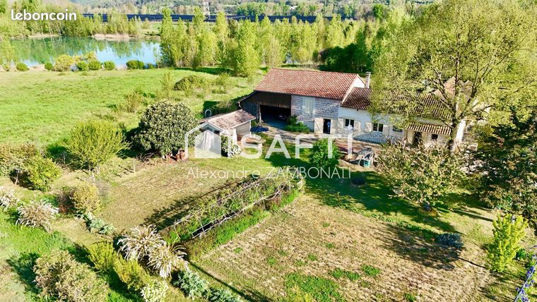 Maison 7 pièces 140 m²