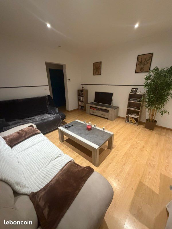 Appartement 3 pièces 75 m² · à Pontarlier · 75 m² · 210 000 €