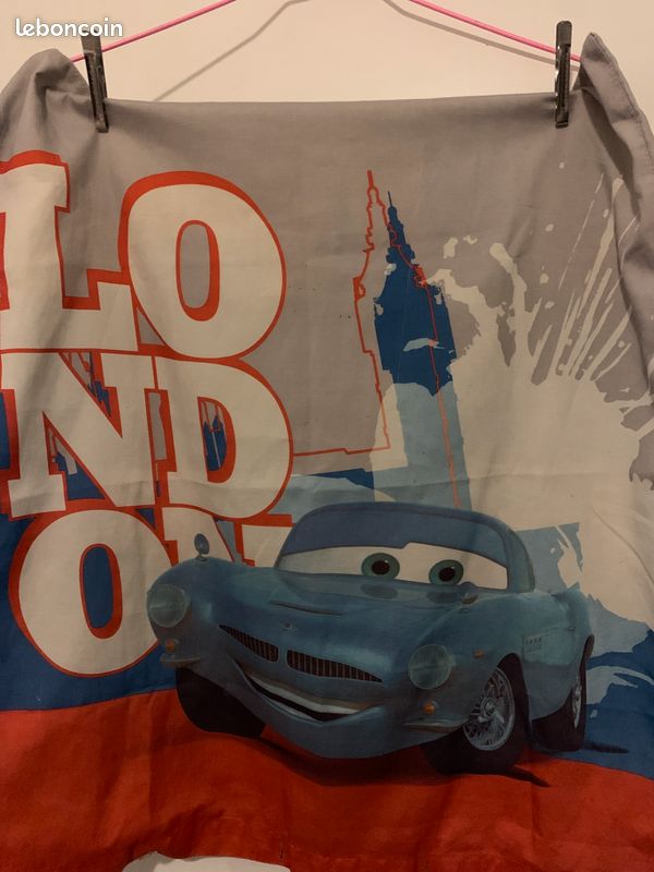 2 t’aies d oreillers Cars et Mickey (image 3)