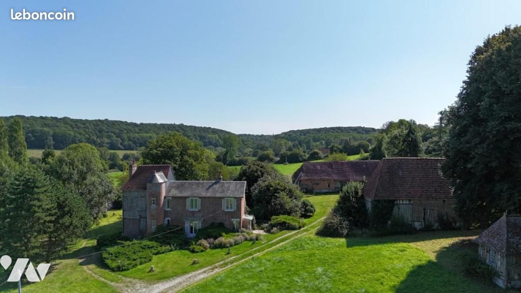 Maison 6 pièces 162 m² · à Livarot-Pays-d'Auge · 162 m² · 414 750 €