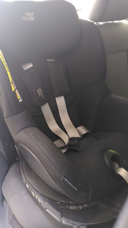 Les sièges auto pivotants Britax DUALFIX i-Size, Dualfix plus et