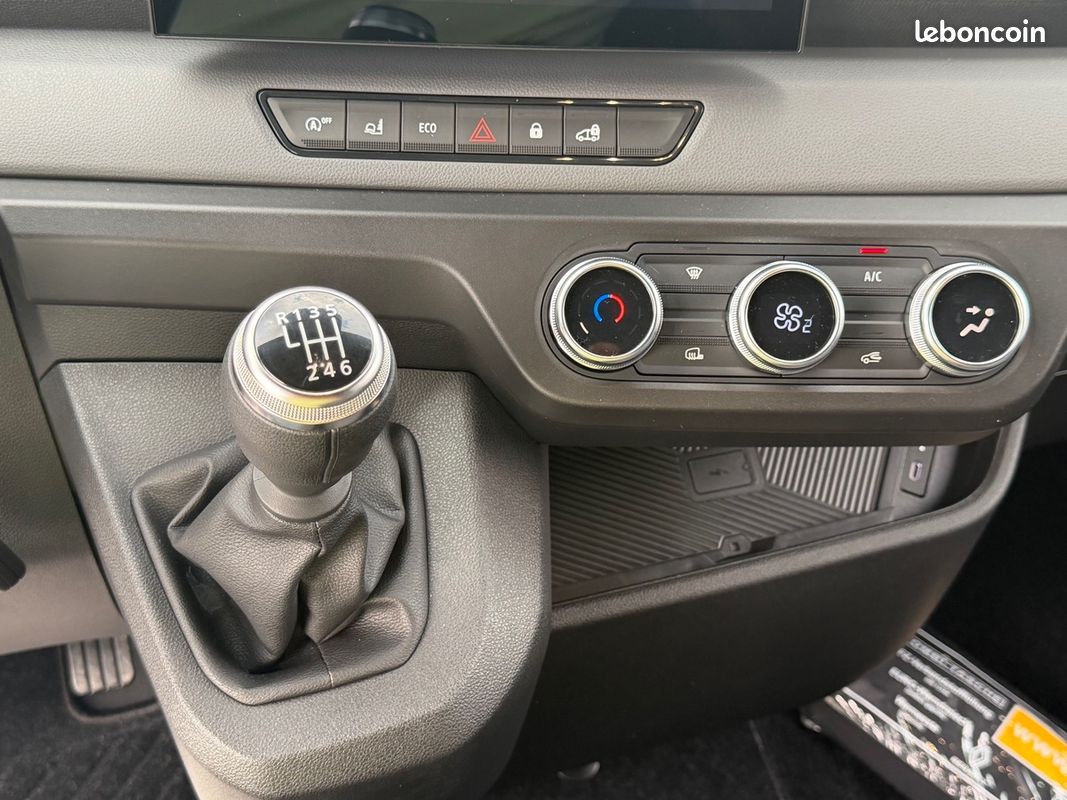 RENAULT Master L2H2 Fourgon 2.0 BlueDCI 130 M6 Extra + Options (image 20)