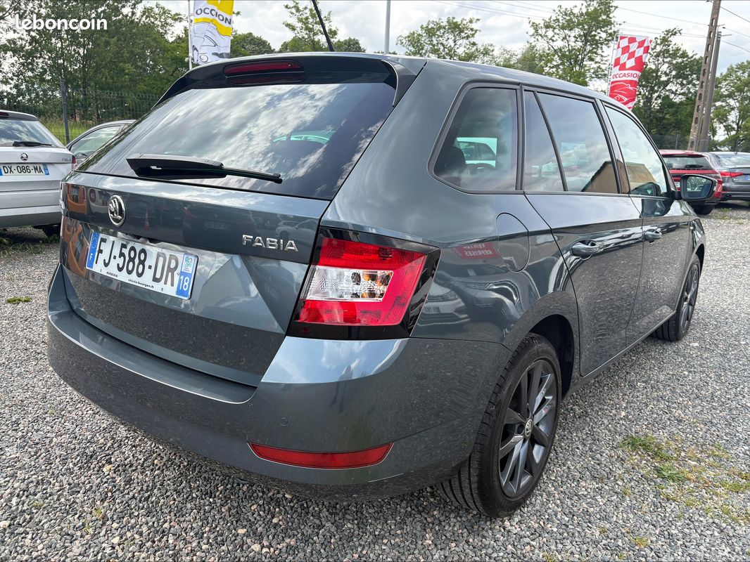 SKODA Fabia III Combi 1.0 TSI 95 cv (image 3)