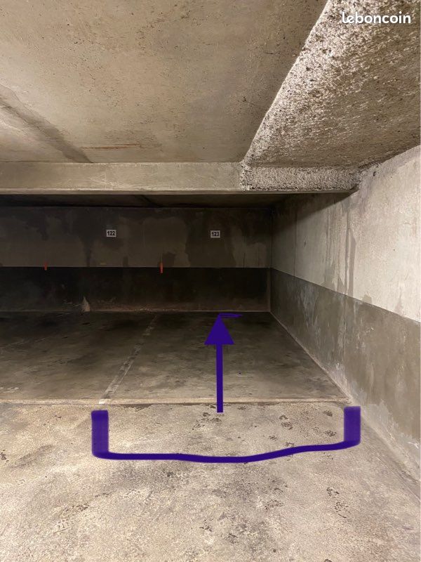 Place de parking · à Aulnay-sous-Bois · 13 000 €