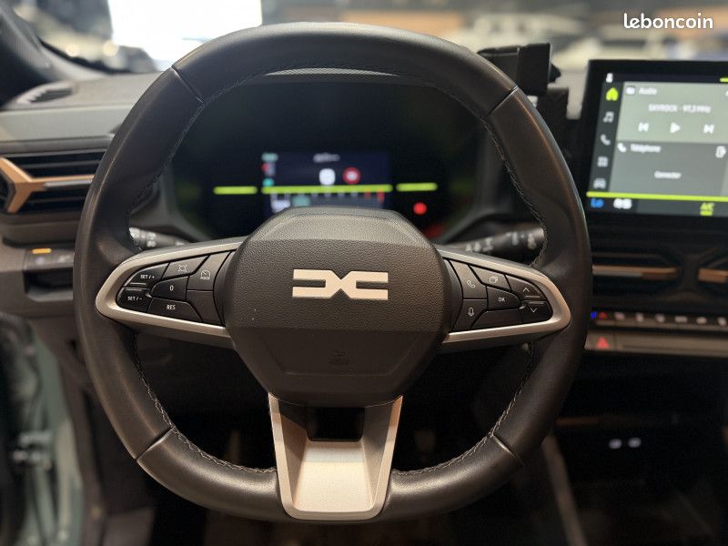 Dacia DUSTER 1.2 MILD HYBRID 130CH EXTREME 4X4 - 1ère main (image 17)