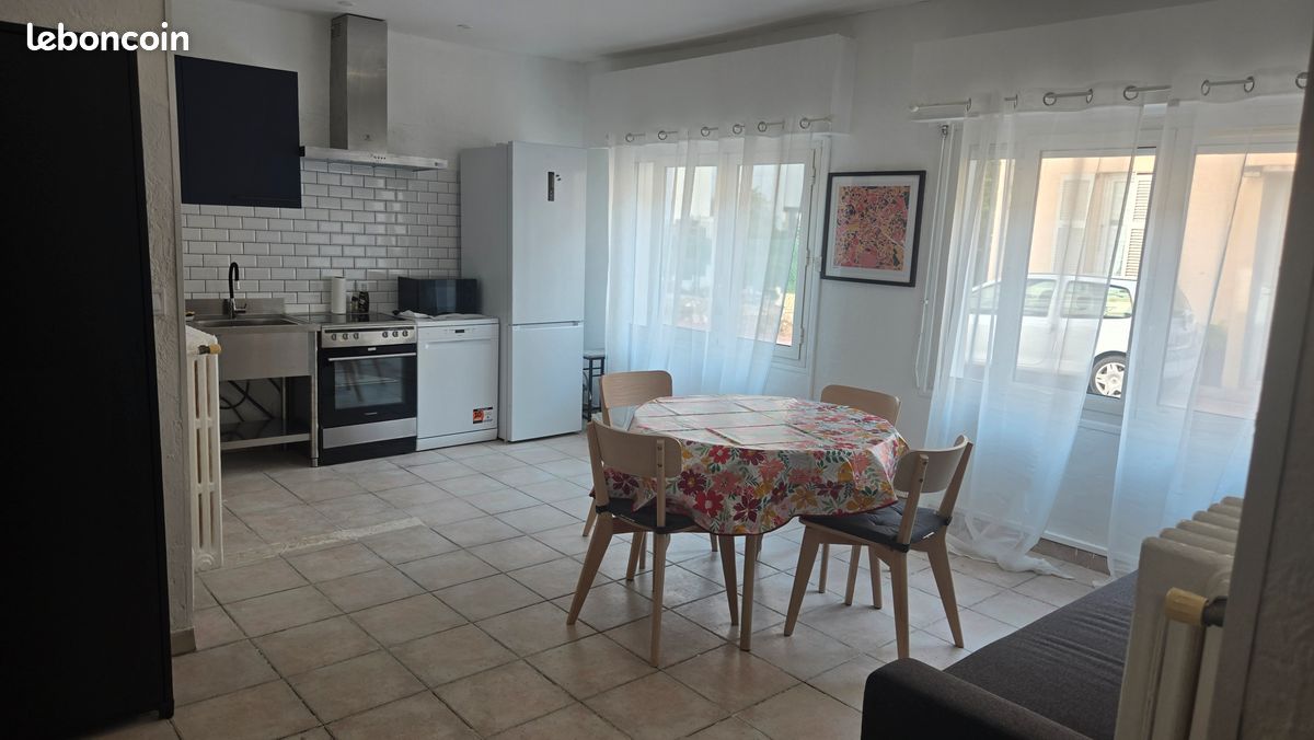 Appartement 2 pièces meublé 50 m² avec parking privé – Nice Ouest / Ferber (image 1)