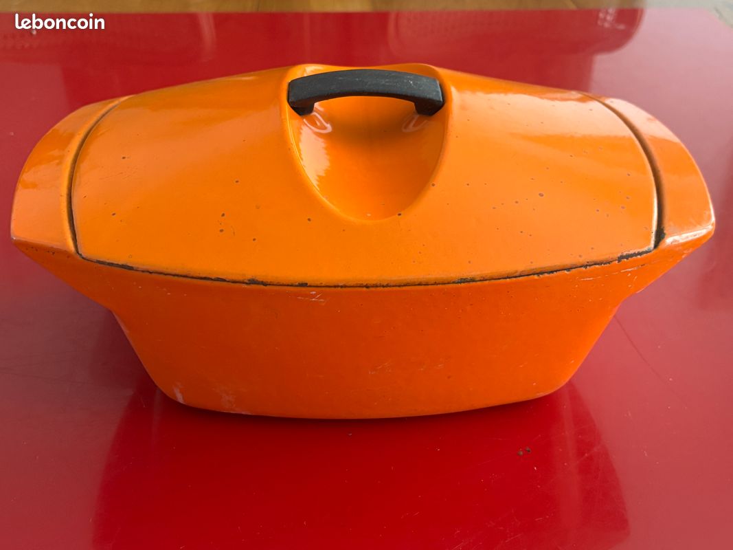 Le Creuset Raymond Loewy - Cooking pot (3) - The cockle - Iron (cast