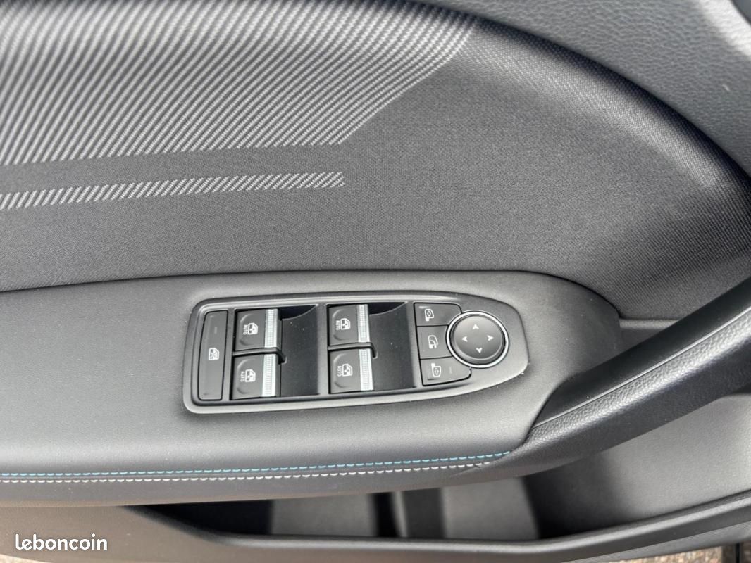 Renault Captur E-Tech full hybrid 160 ch esprit Alpine (image 11)