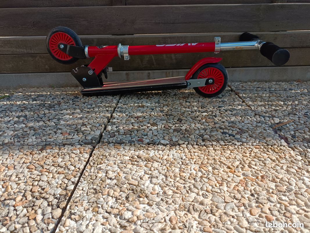 Trottinette enfant (image 1)