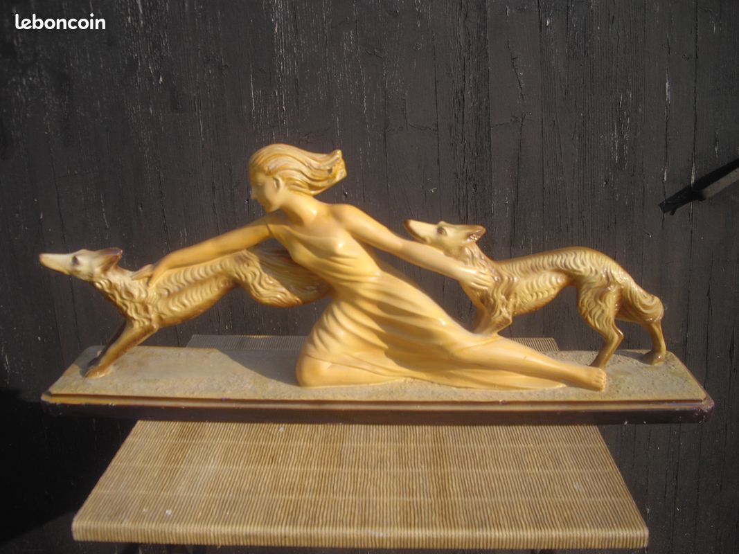Statuette Ancienne Femme Et Cygne – Plâtre – Années 30