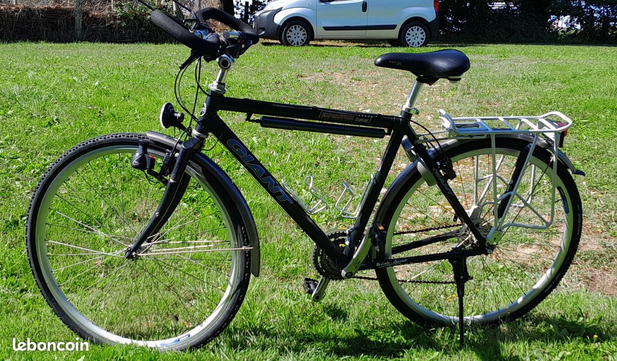 Vends vélo vtc giant (image 2)