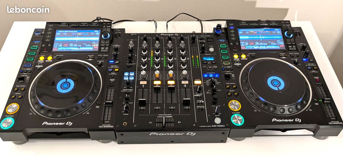 Régie Pionner CDJ-2000NXS2 + DJM750MK2 - Photo, audio & vidéo