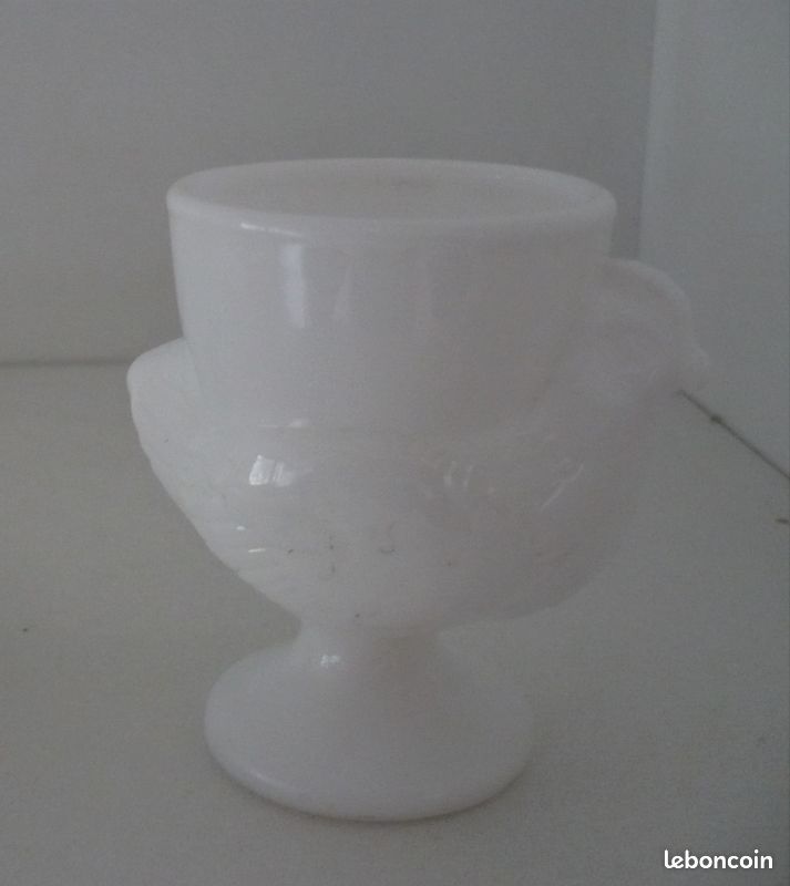 Coquetier "poule" opaline? Verre? Ancien (image 2)