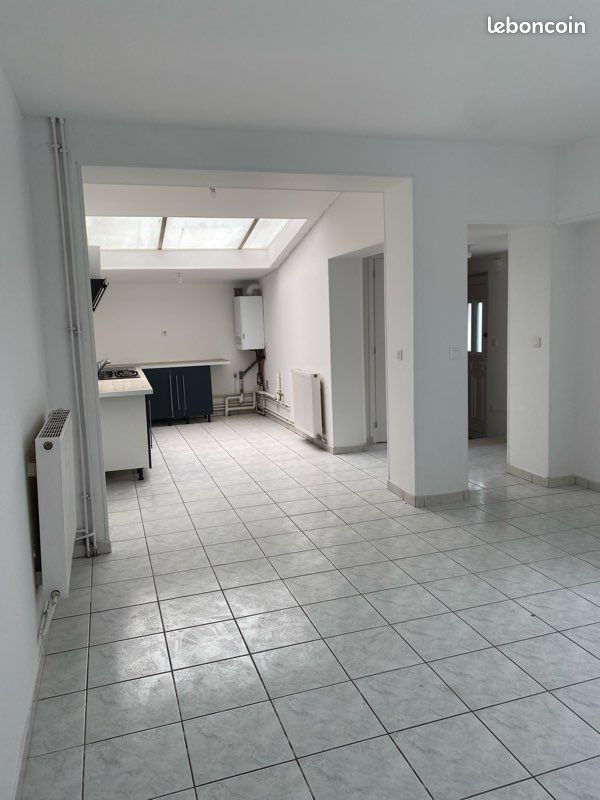 Maison 3 pièces 84 m² · à Saint-Quentin · 84 m² · 672 €