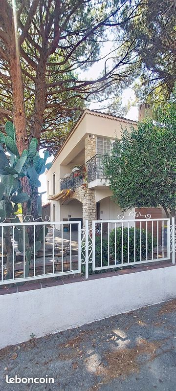 Maison 9 pièces 165 m² · à Plan-de-Cuques · 165 m² · 548 000 €