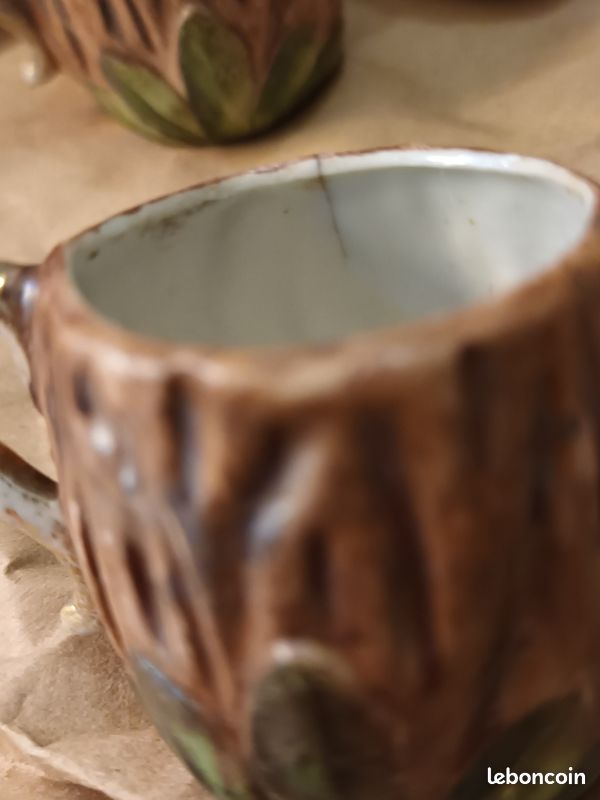 Service à liqueur ancien, forme NOIX en porcelaine (Carafon + 6 tasses + plateau) (image 5)