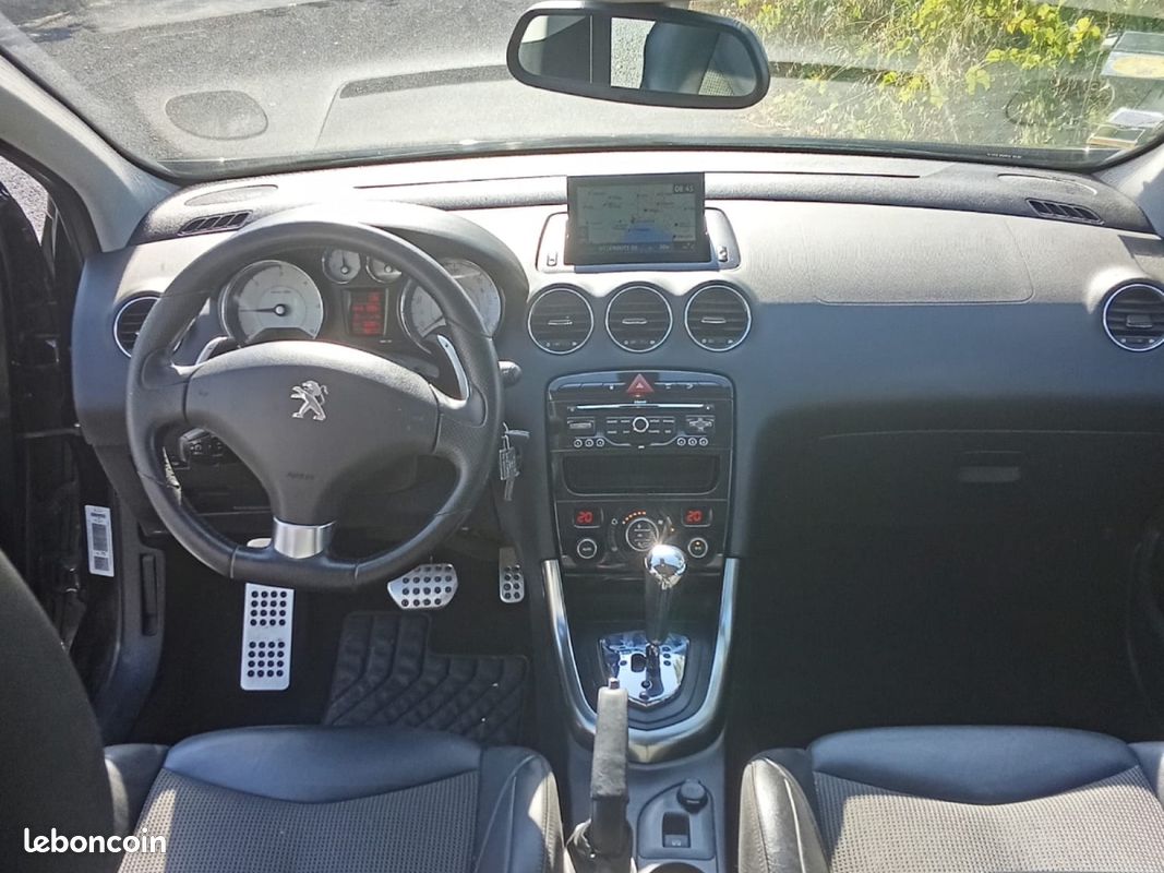 PEUGEOT 308 1.6 HDi 112ch FAP BVMP6 BLUE LION Féline (image 9)