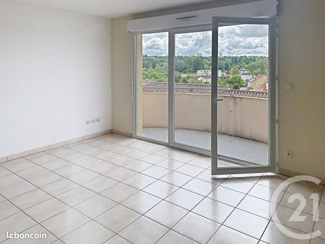 Appartement 3 pièces 56 m² · à Angoulême · 56 m² · 117 720 €