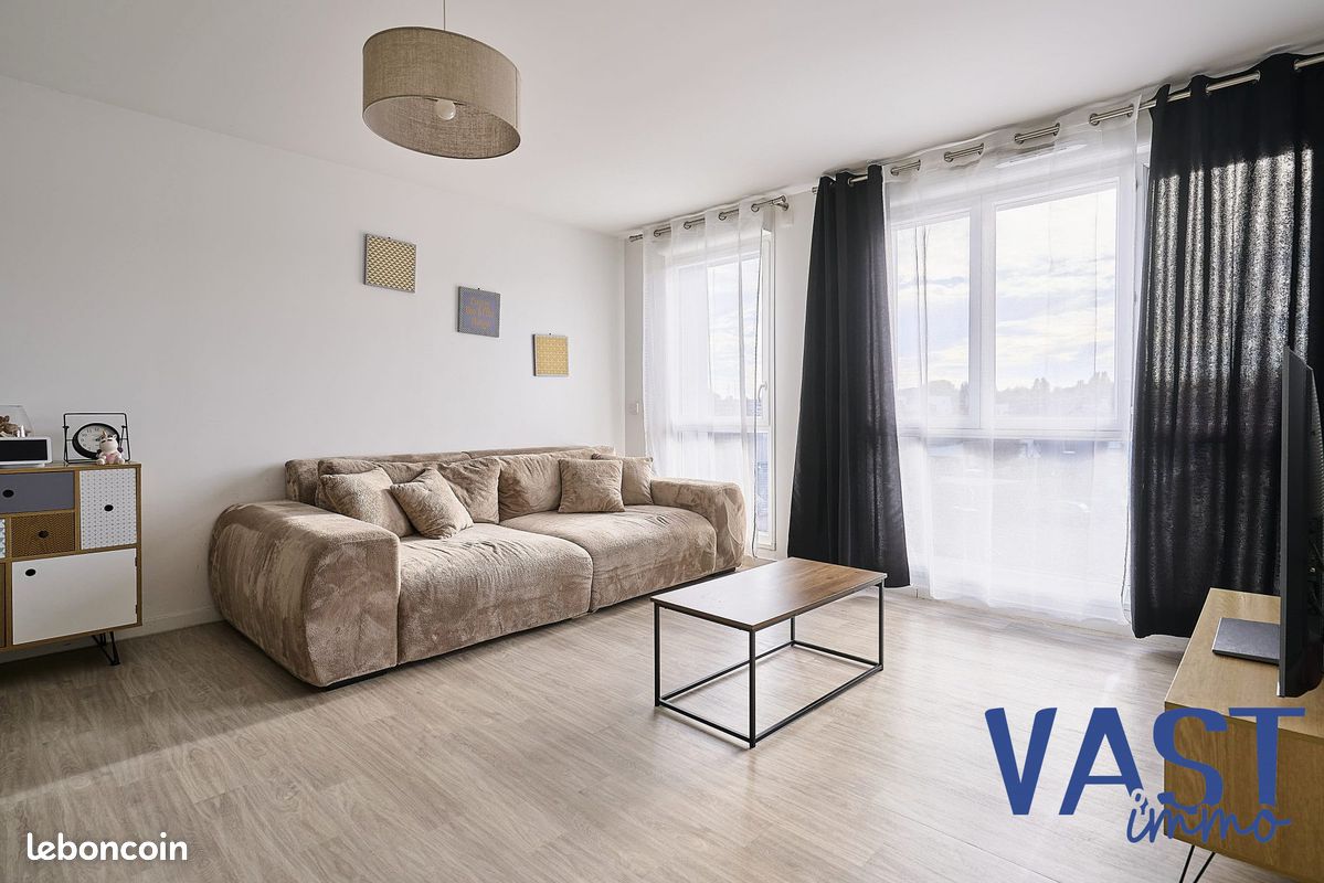 Appartement 3 pièces 66 m² · à Tourcoing · 65,7 m² · 195 000 €