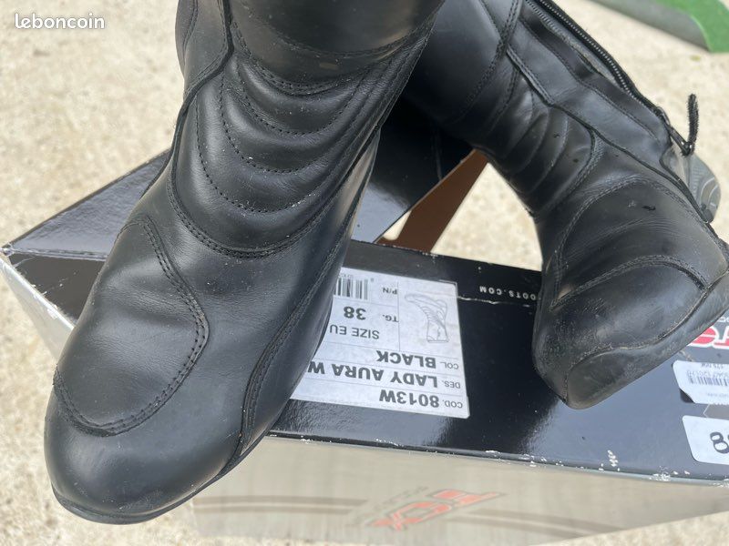 Botte moto femme TCX 38 (image 1)