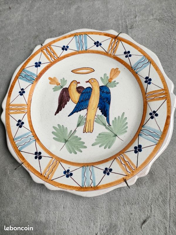 Assiette faience Nevers 18ême siècle (image 1)
