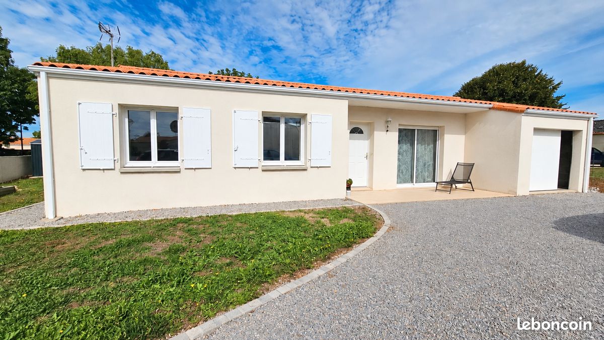 Maison 4 pièces 93 m² · à Saint-Gelais · 93 m² · 229 000 €