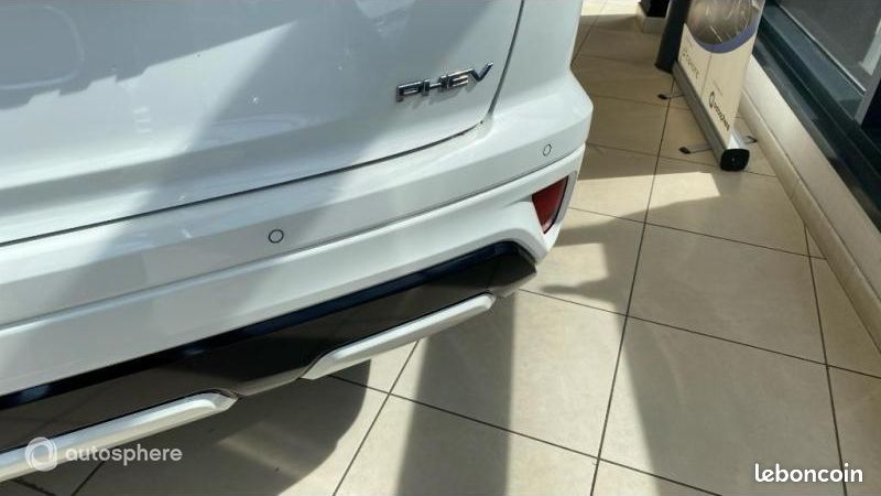 Mitsubishi Eclipse Cross 2.4 MIVEC PHEV 188ch Intense 4WD (image 21)
