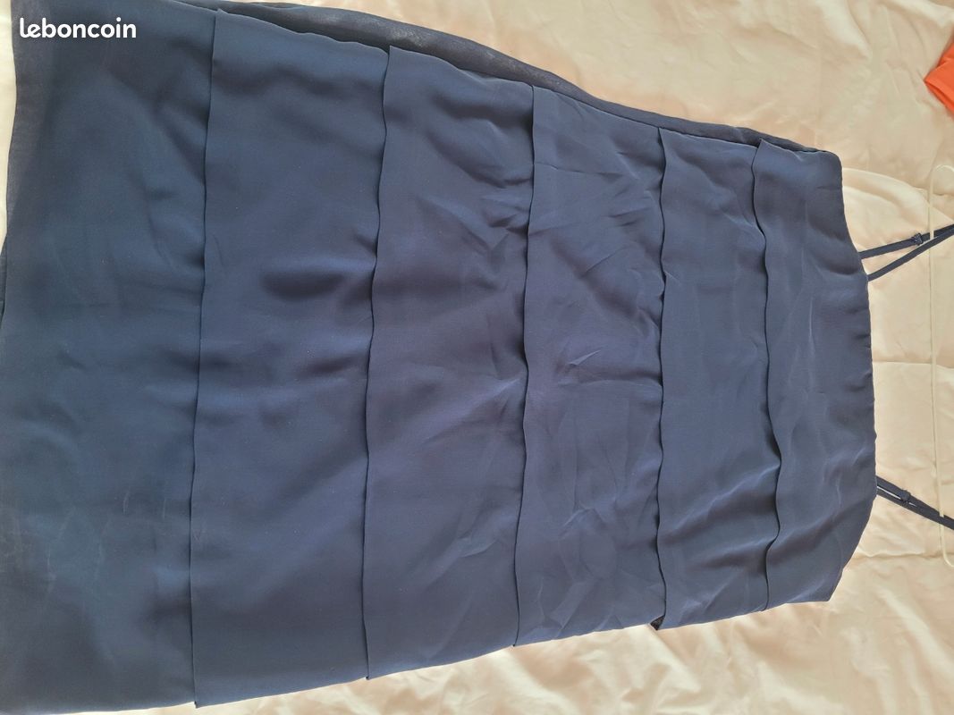 Robe (image 1)