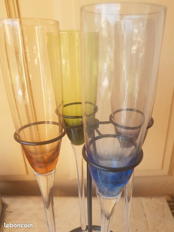 Support Verre à Champagne Transparent Acrylique – Présentoir 12 Flûtes – Effet Flottant Élégant Mariage & Événements