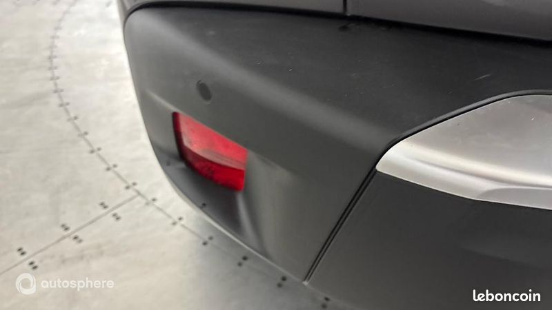 Peugeot 2008 1.5 BlueHDi 130ch S&S Allure EAT8 (image 21)