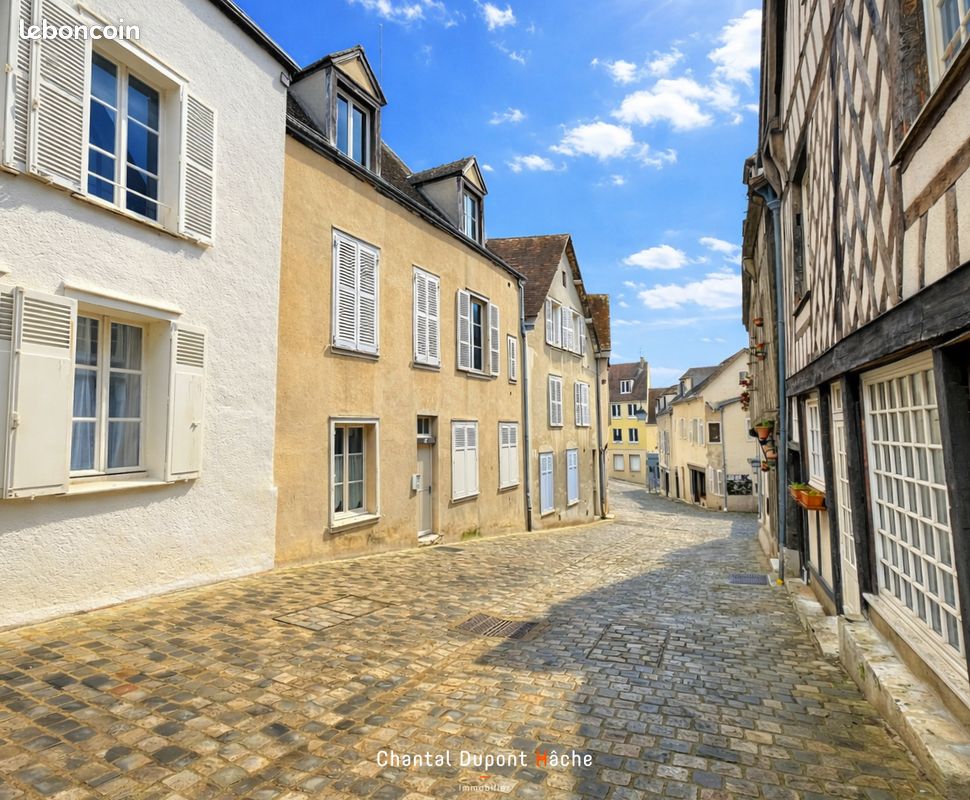Appartement 2 pièces 47 m² · à Chartres · 47 m² · 107 000 €