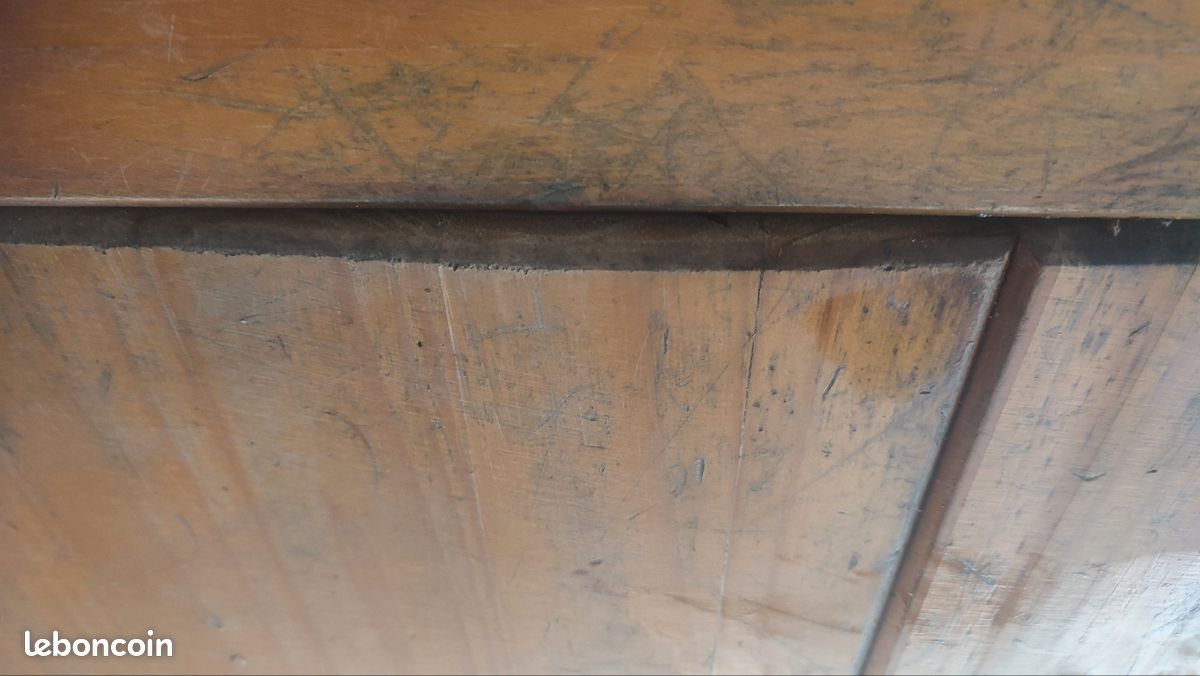 Table (image 2)