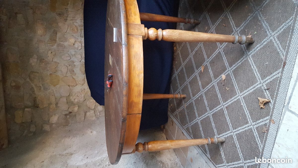 Table (image 2)
