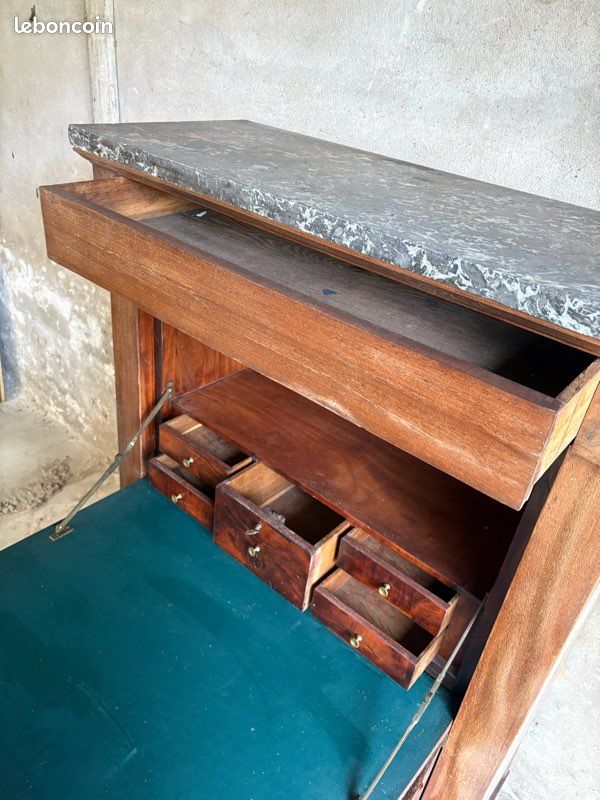 Secrétaire (image 2)