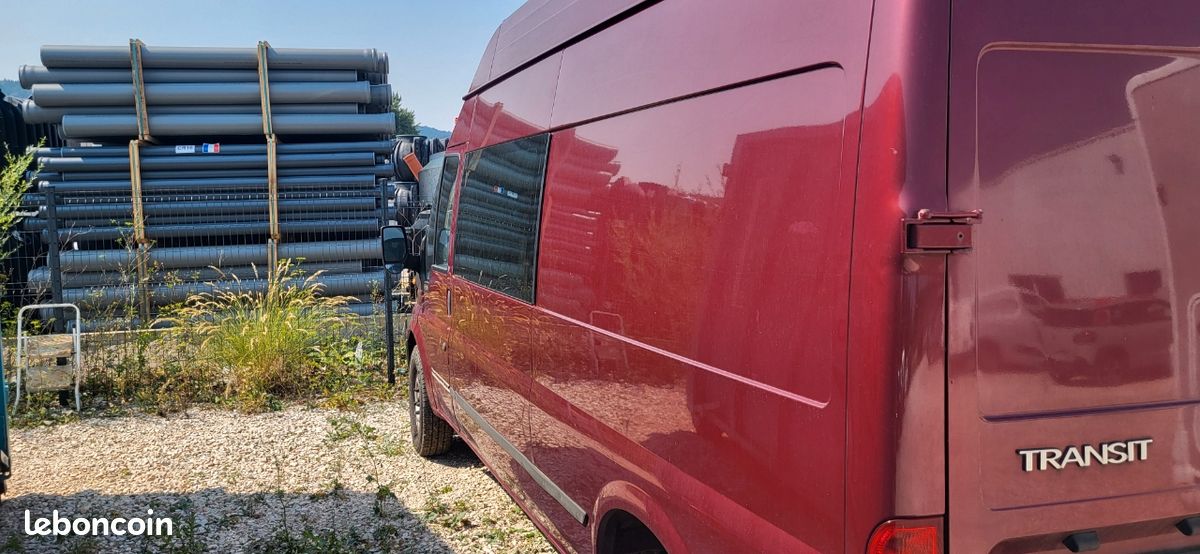 Ford transit (image 2)