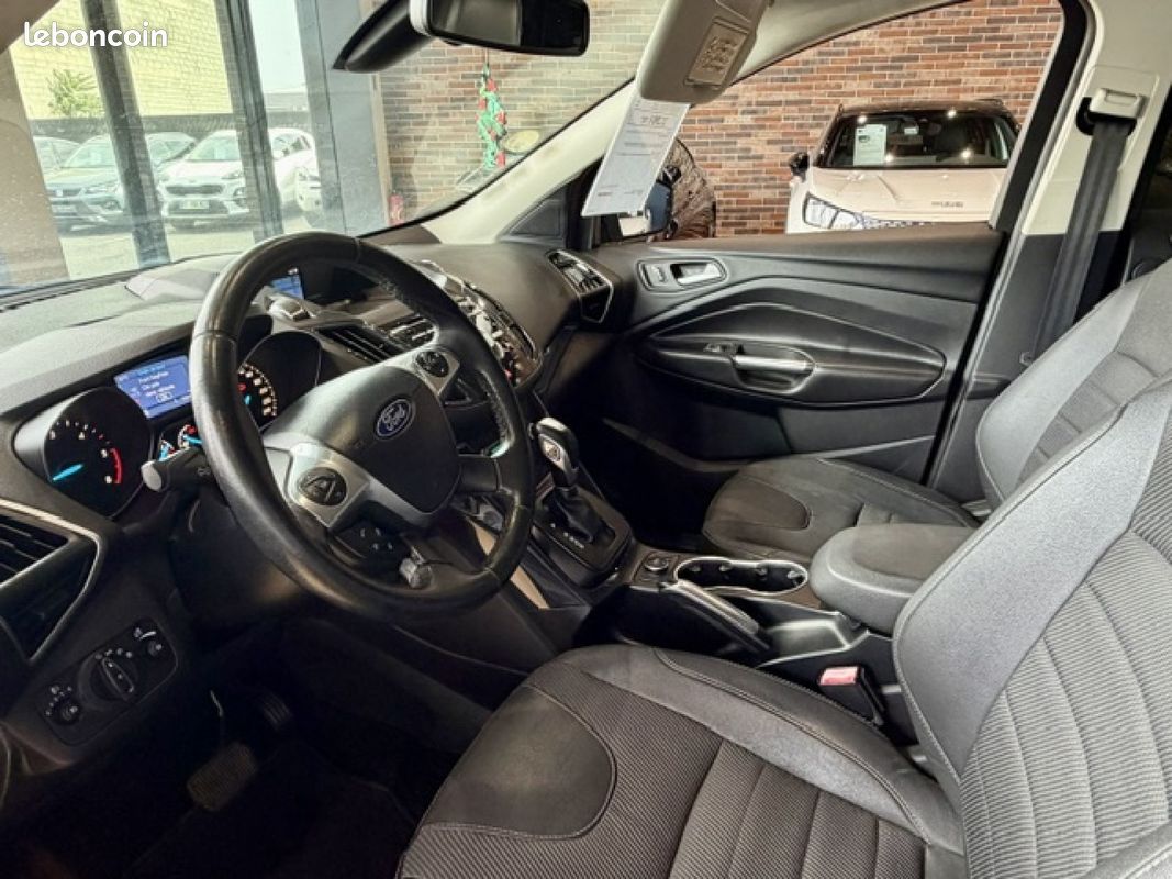 FORD KUGA 2.0 TDCi 140 FAP 4x4 Titanium Powershift A (image 7)
