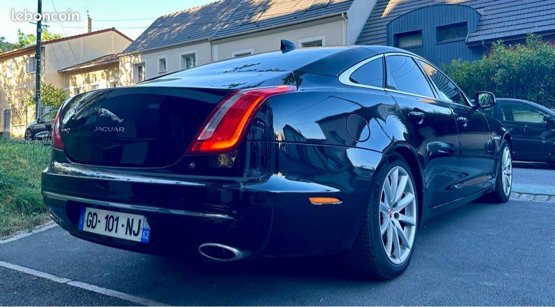 Jaguar XJ V6 3.0 300 CH BVA8 Portfolio (image 6)