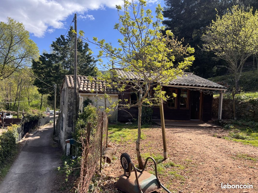 Maison 3 pièces 75 m² · à Lodève · 75 m² · 150 000 €