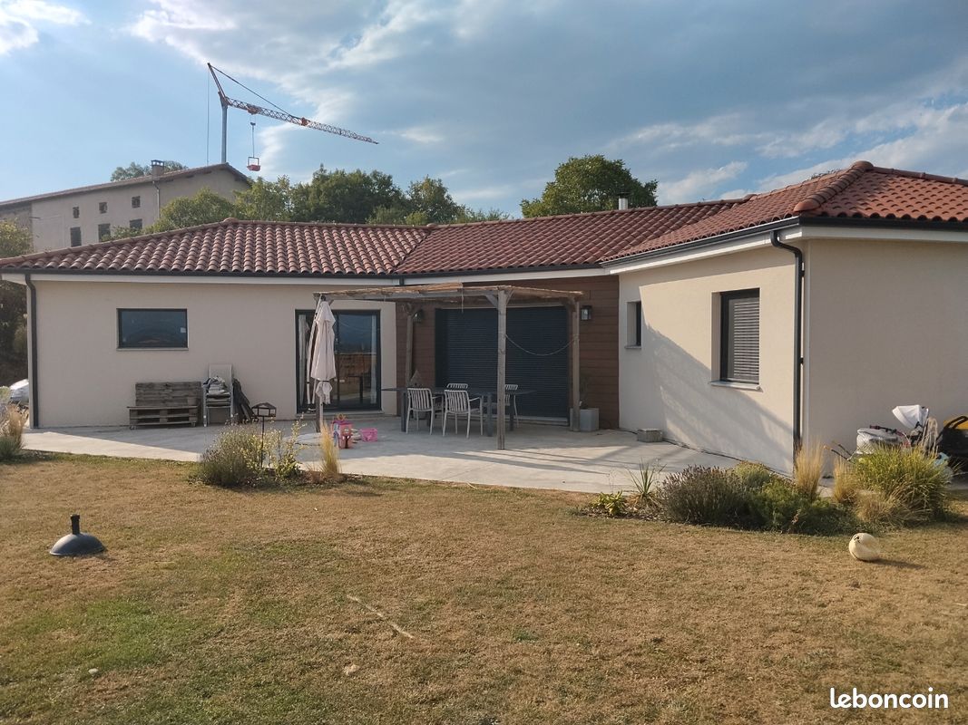 Maison 5 pièces 121 m² · à Polignac · 121 m² · 305 000 €