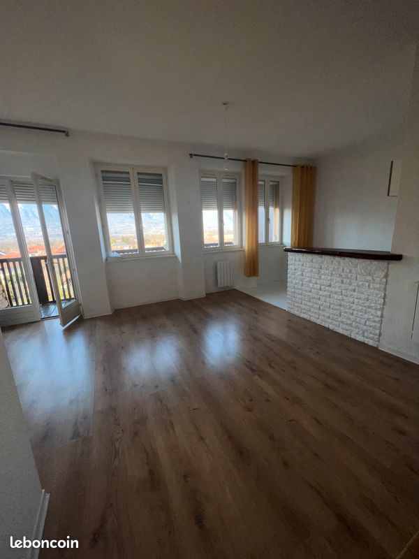 Appartement 1 pièce 30 m² · à Domène · 30 m² · 475 €/mois