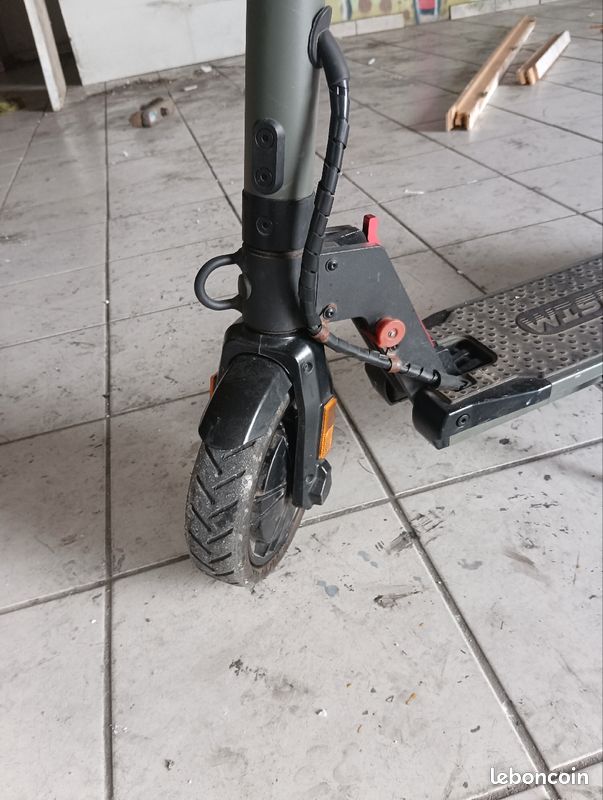 Trottinette électrique (image 2)