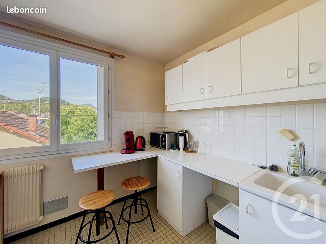 Appartement 2 pièces 42 m² · à Clermont-Ferrand · 42 m² · 530 €/mois