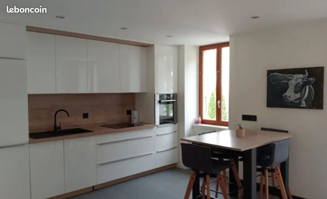 Appartement 3 pièces 70 m² · à Thônes · 70 m² · 1 300 €/mois