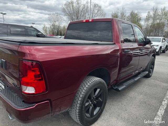 Ram 1500 classic night edition 5.7 4x4 59000 km 1 ere main tva (image 4)